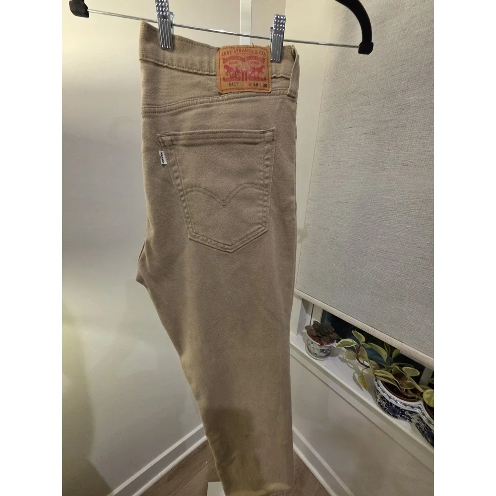 Levi's 541 Men's Jeans 36/30 Camel Brown 5 Pocket Zipper Fly